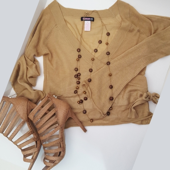 🔖90's-Y2K🍂Bubbegum Knit💛Spring| Fall | Bell Sleeve Top - Picture 5 of 11